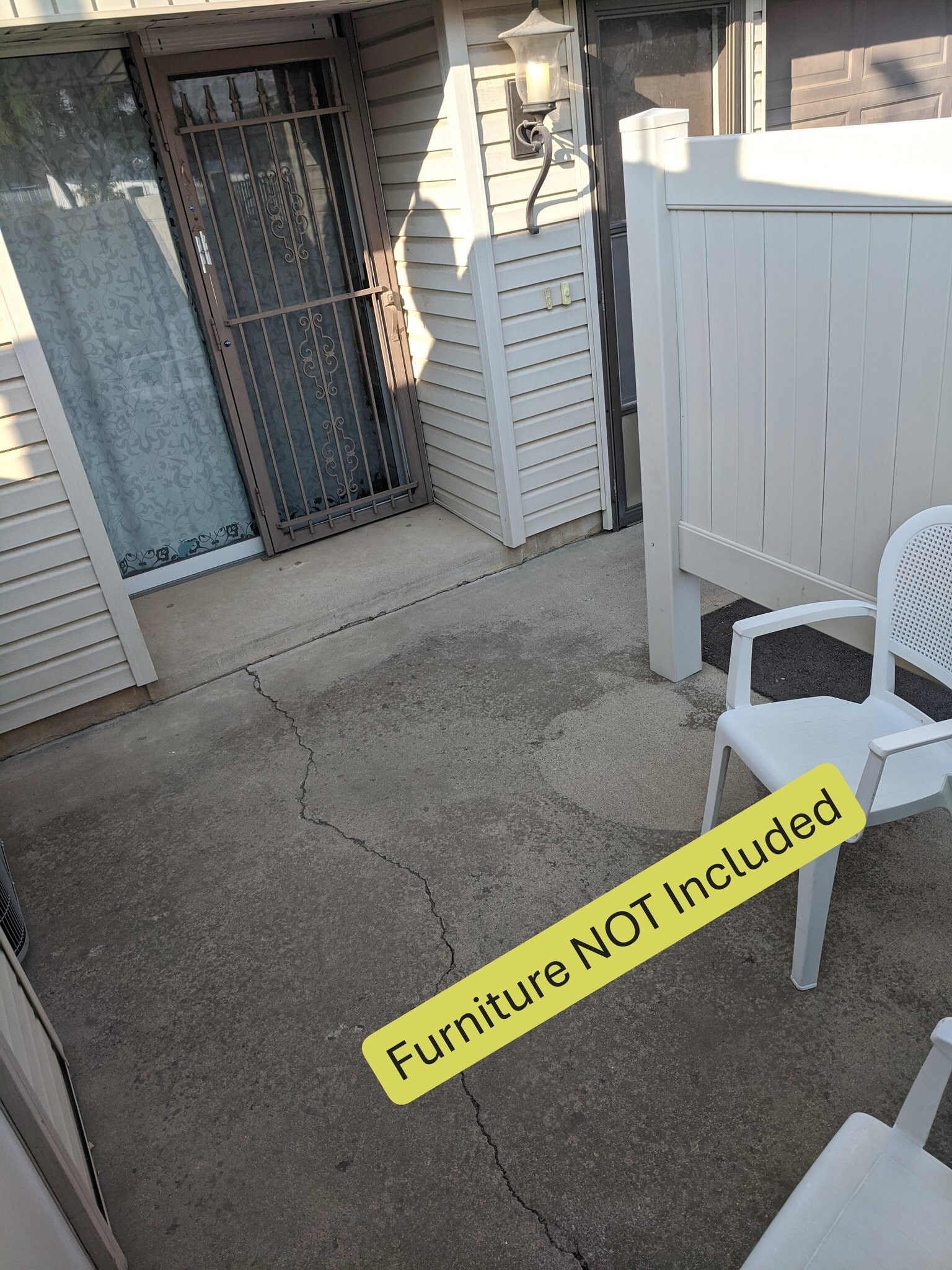 Building Photo - 4539 S 1800 W