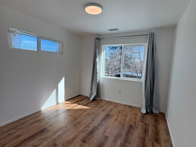 Building Photo - Gorgeous Flagstaff Rental Built In 2026