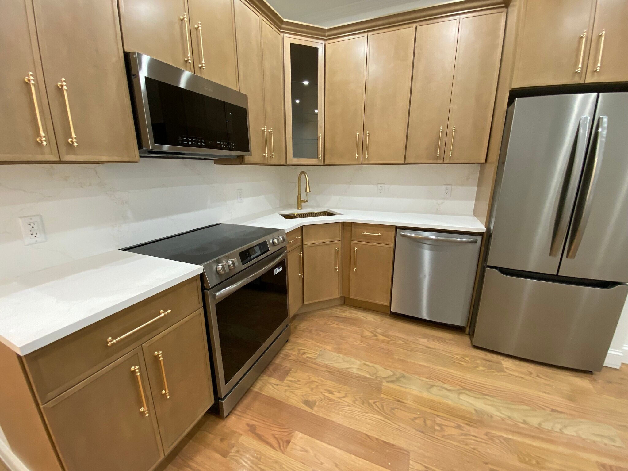 Building Photo - 172 Union St