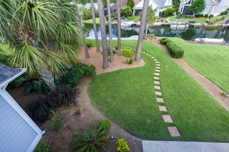 Building Photo - 18 Sweet Marsh Ct