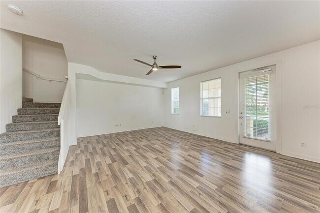 Building Photo - 1501 Napoli Dr W