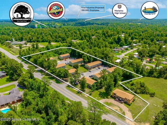 Building Photo - 4442 South St