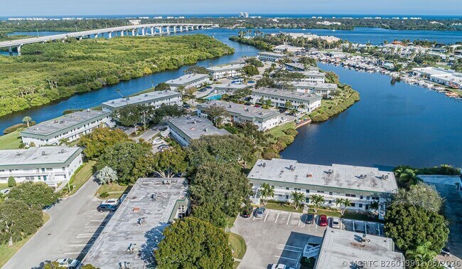Building Photo - 2800 Indian River Blvd