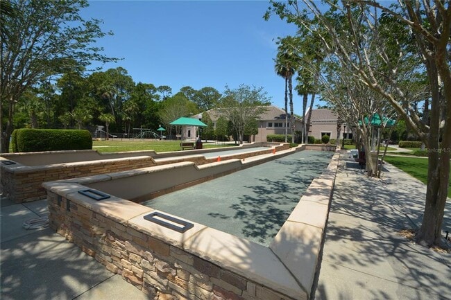 Building Photo - 17 Oasis Cir