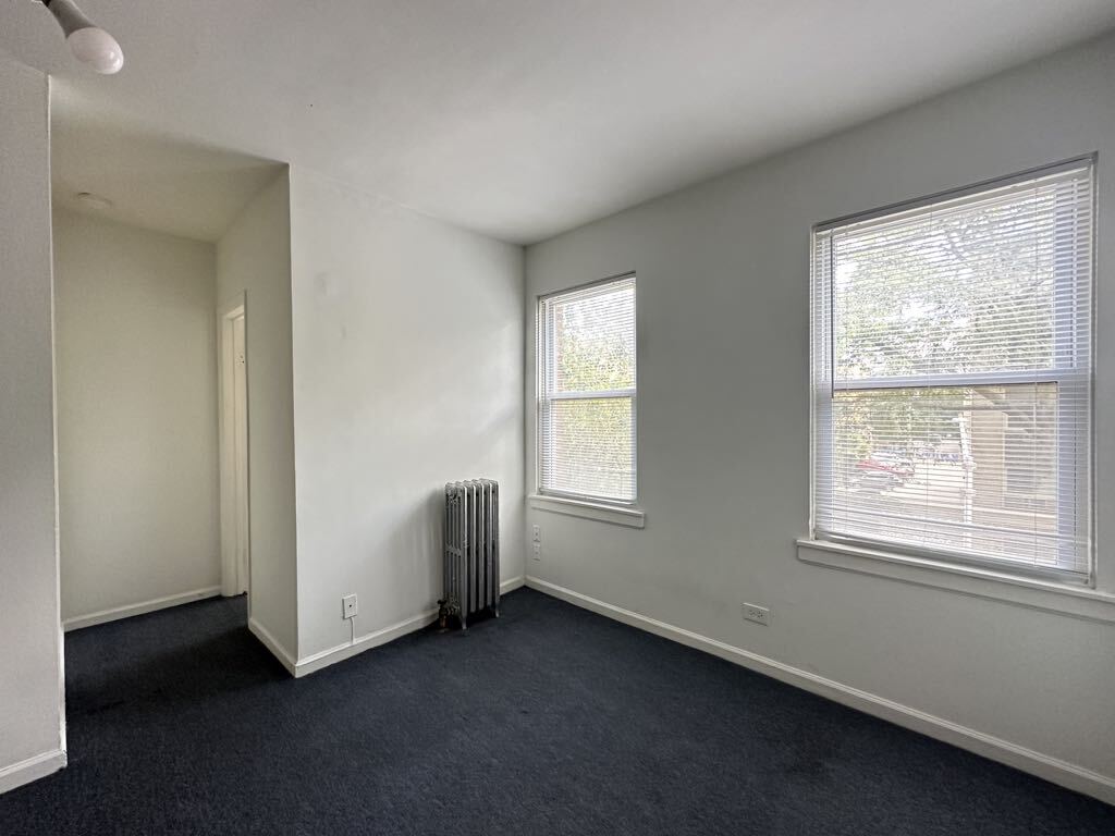 Building Photo - 5710 N Winthrop Ave