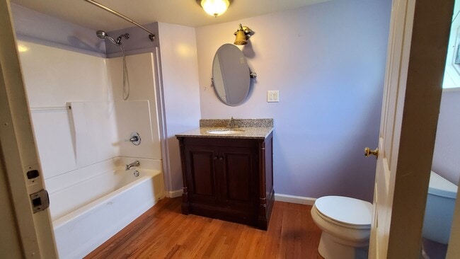 Building Photo - 4 Bedroom House for Rent