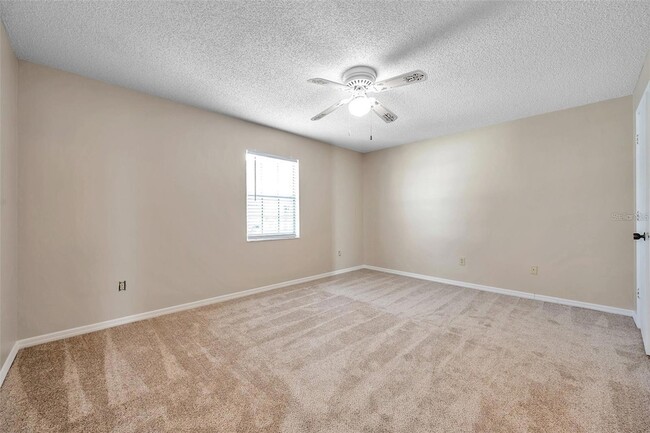 Building Photo - 6632 Hickorywood Ln