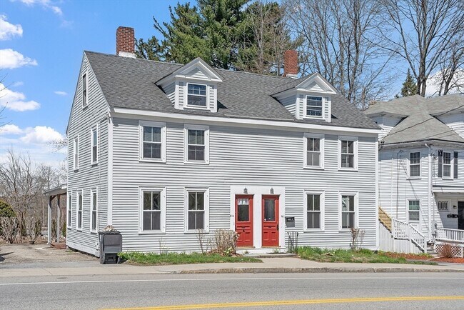 Building Photo - 301 S Main St