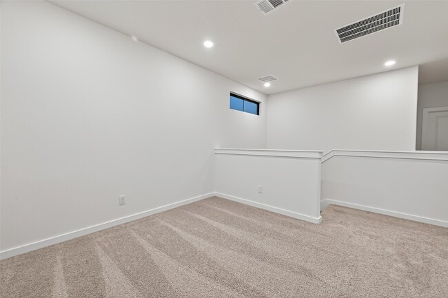 Building Photo - 1111 Mercantile St