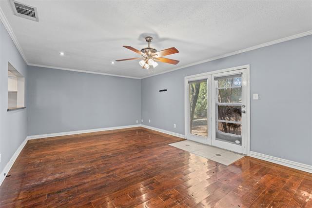 Building Photo - 2117 W Lotus Ave