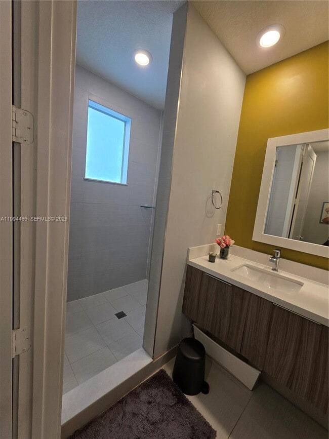 Building Photo - 10222 NW 64th Way