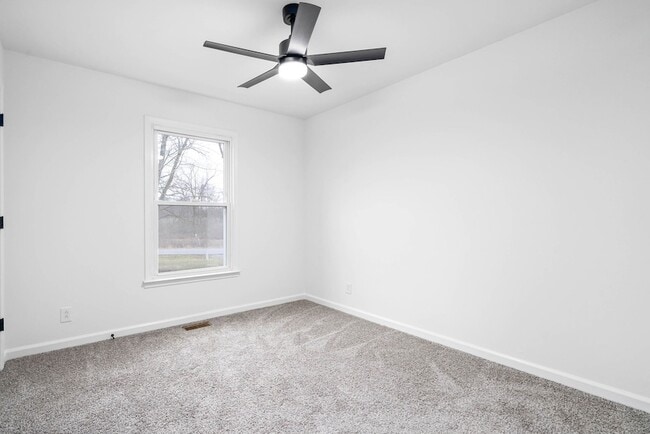 Building Photo - 803 Merritt Lewis Ln