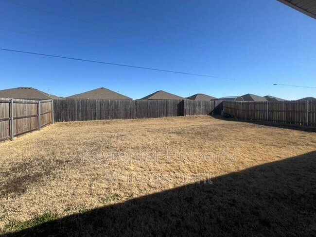 Building Photo - 1515 Chuck Wagon Dr