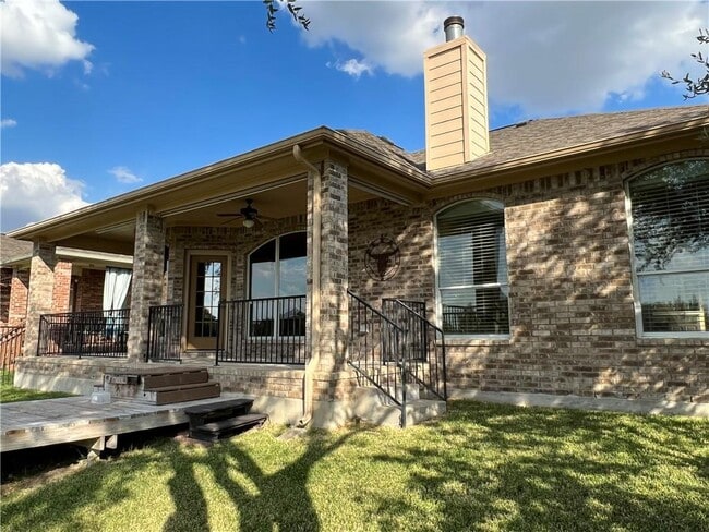 Building Photo - 764 Bent Wood Pl