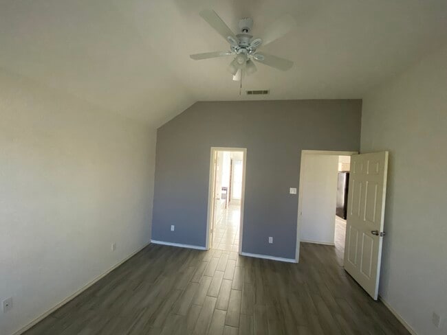 Building Photo - 5009 Chad Dr