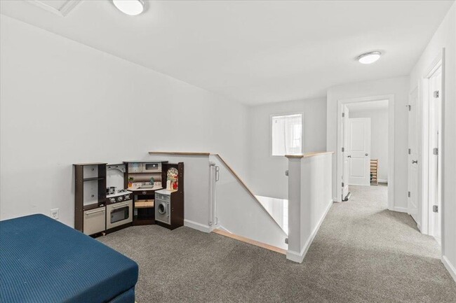 Building Photo - 51 Blacksmith Dr