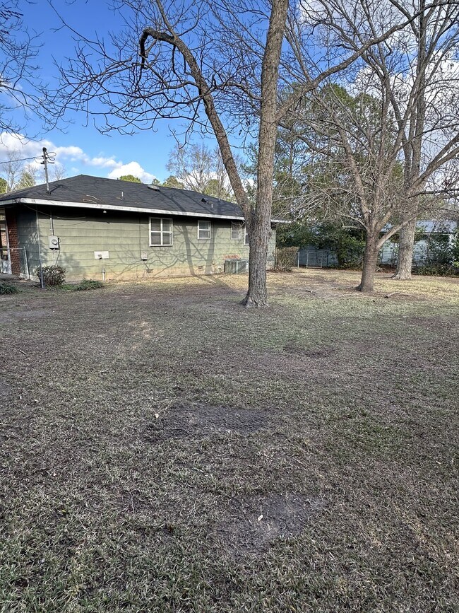 Building Photo - 356 Elizabeth Cir