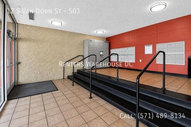 Building Photo - 12 S Van Dorn St