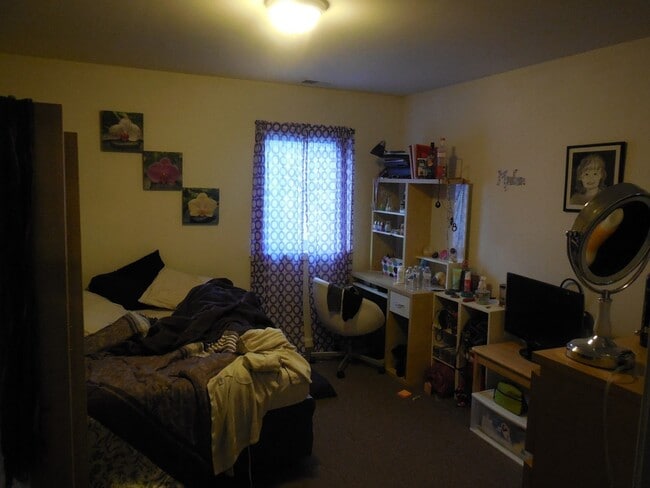 Building Photo - 1803 N 17th St