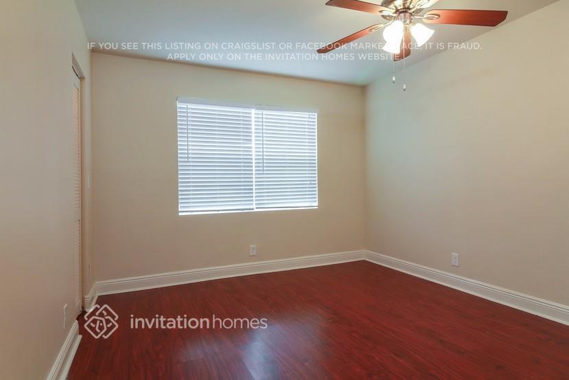 Building Photo - 7711 SW 6th Ct