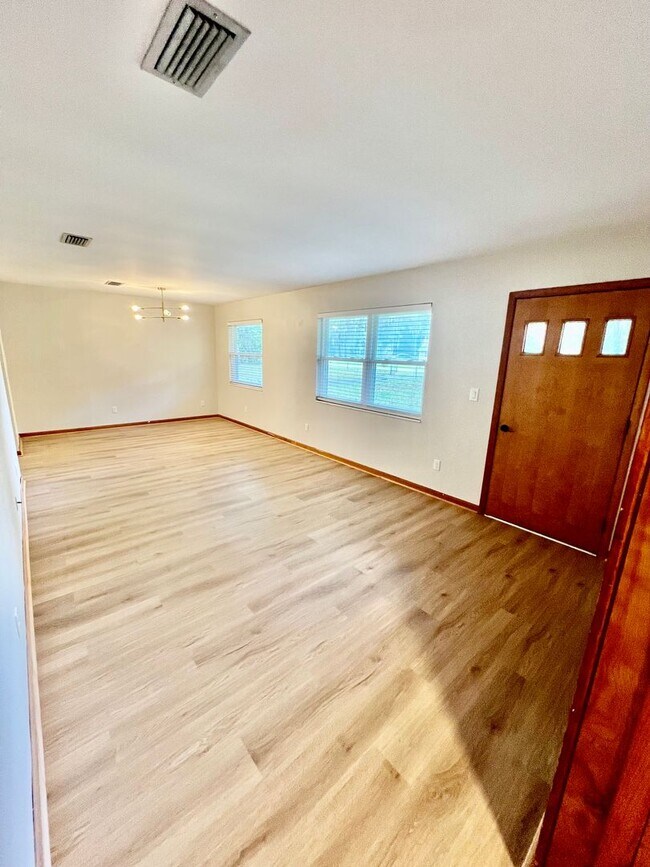 Building Photo - 86231 Peeples Rd