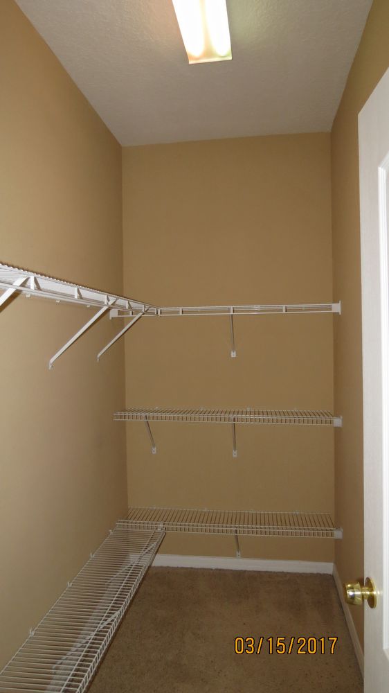 Building Photo - 4 Bed/2 Bath in Beacon Park