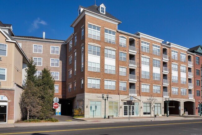 Primary Photo - 850 E Main St