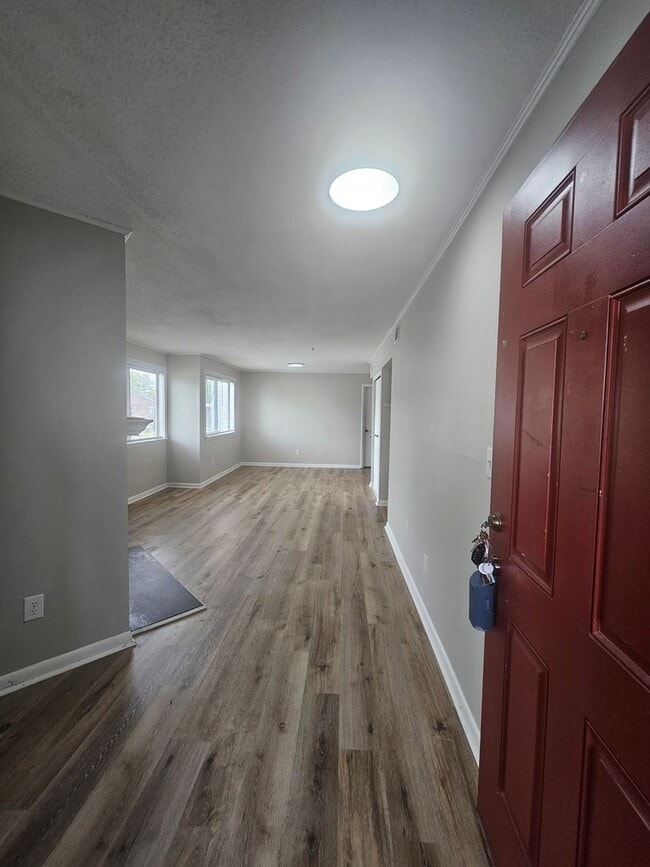 Building Photo - 526 Glenn Regis Way