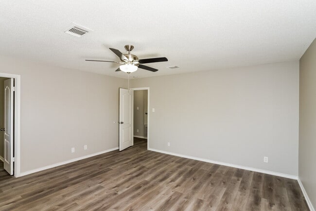 Building Photo - 13319 Partridge Hill