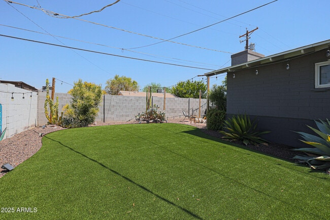 Building Photo - 2807 N 68th St