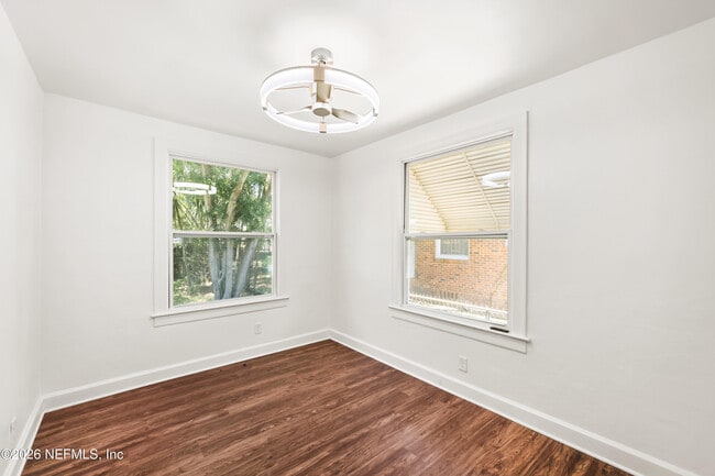 Building Photo - 569 W 49th St