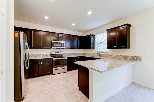 Building Photo - 4022 Devenshire Ct