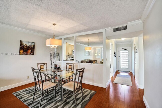 Building Photo - 370 NW 76th Ave