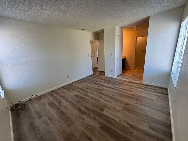 Building Photo - Two Bedroom, Two Bathroom Second Floor Apa...