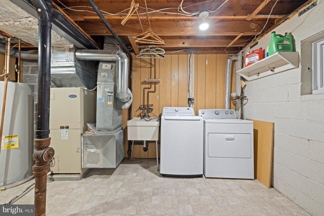 Building Photo - 3331 Buehler Ct