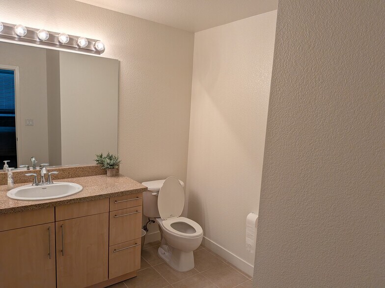 Building Photo - 88 Bush St