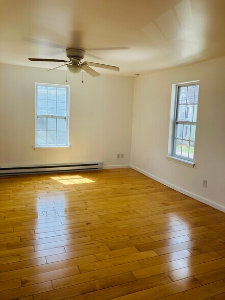Living room - 120 Fleming Street