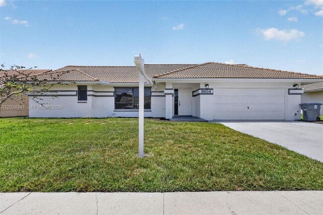Building Photo - 9654 Sun Pointe Dr