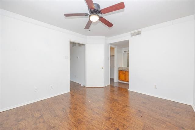Building Photo - 18333 Roehampton Dr