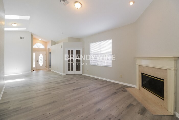 Building Photo - 1402 Walden Oaks Pl