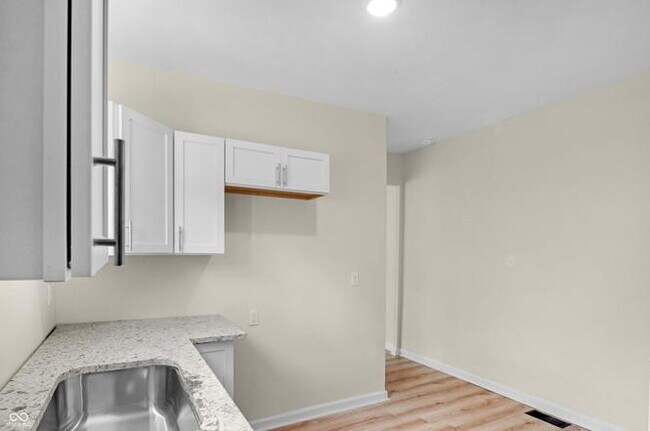 Building Photo - "Charming 3-Bed Duplex with Modern Comforts at 2235 MLK Jr Street, Indianapolis!"