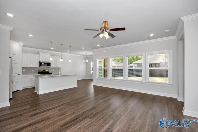 Building Photo - 23354 Worcester Ln