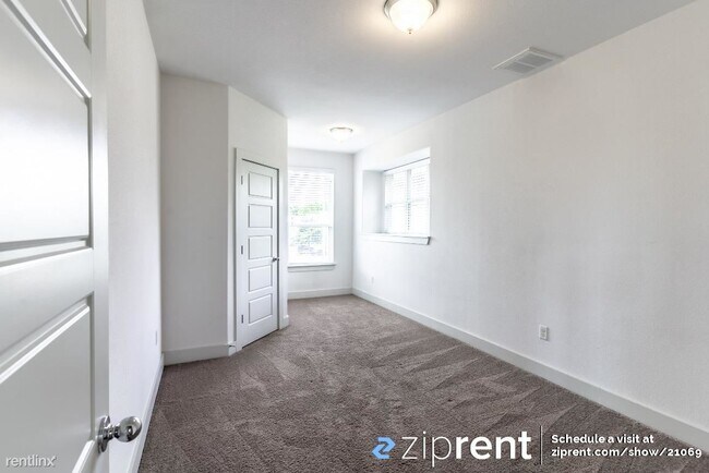 Building Photo - 3 br, 2.5 bath House - 5919 Rubicon Run, A...