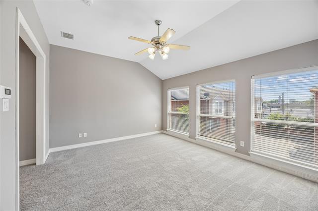 Building Photo - 3943 N Hall St