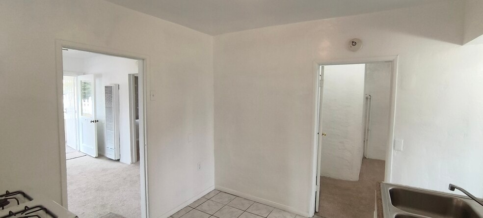 Building Photo - 1720 San Bernardino Ave