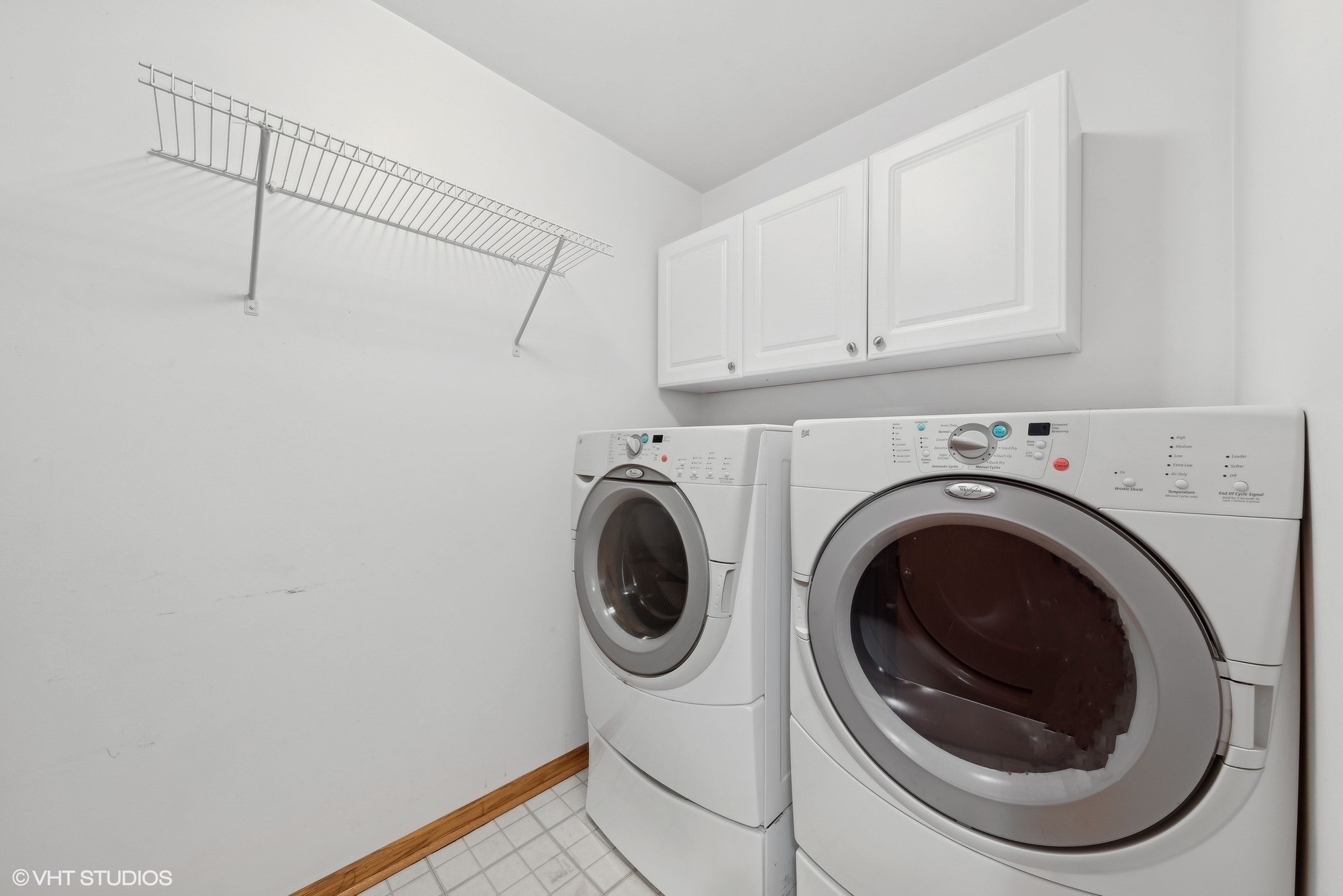 In unit washer and dryer - 106 Dorshire Ct