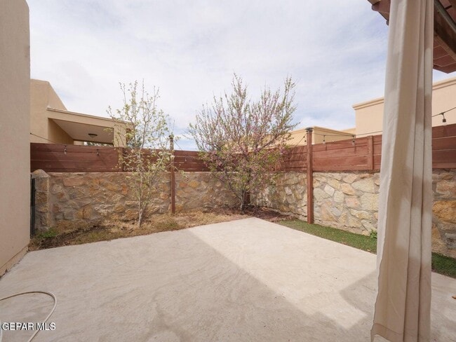Building Photo - 11629 Grotto Bay Ct