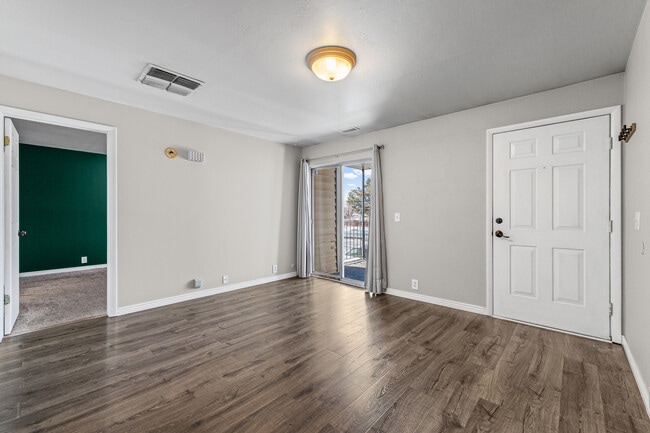 Building Photo - 6163 S 1300 E