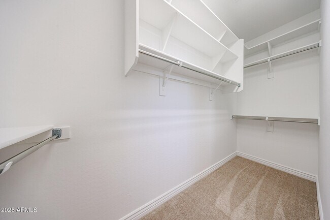 Building Photo - 8857 W Colter St