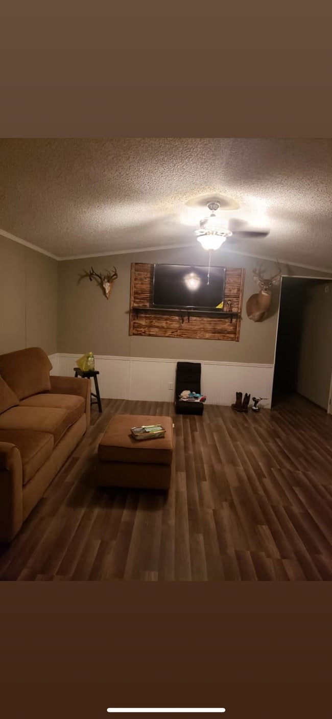 Building Photo - 952 Road 1349